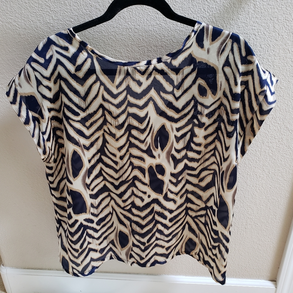 Collective Concepts Blouse - Picture 2 of 2